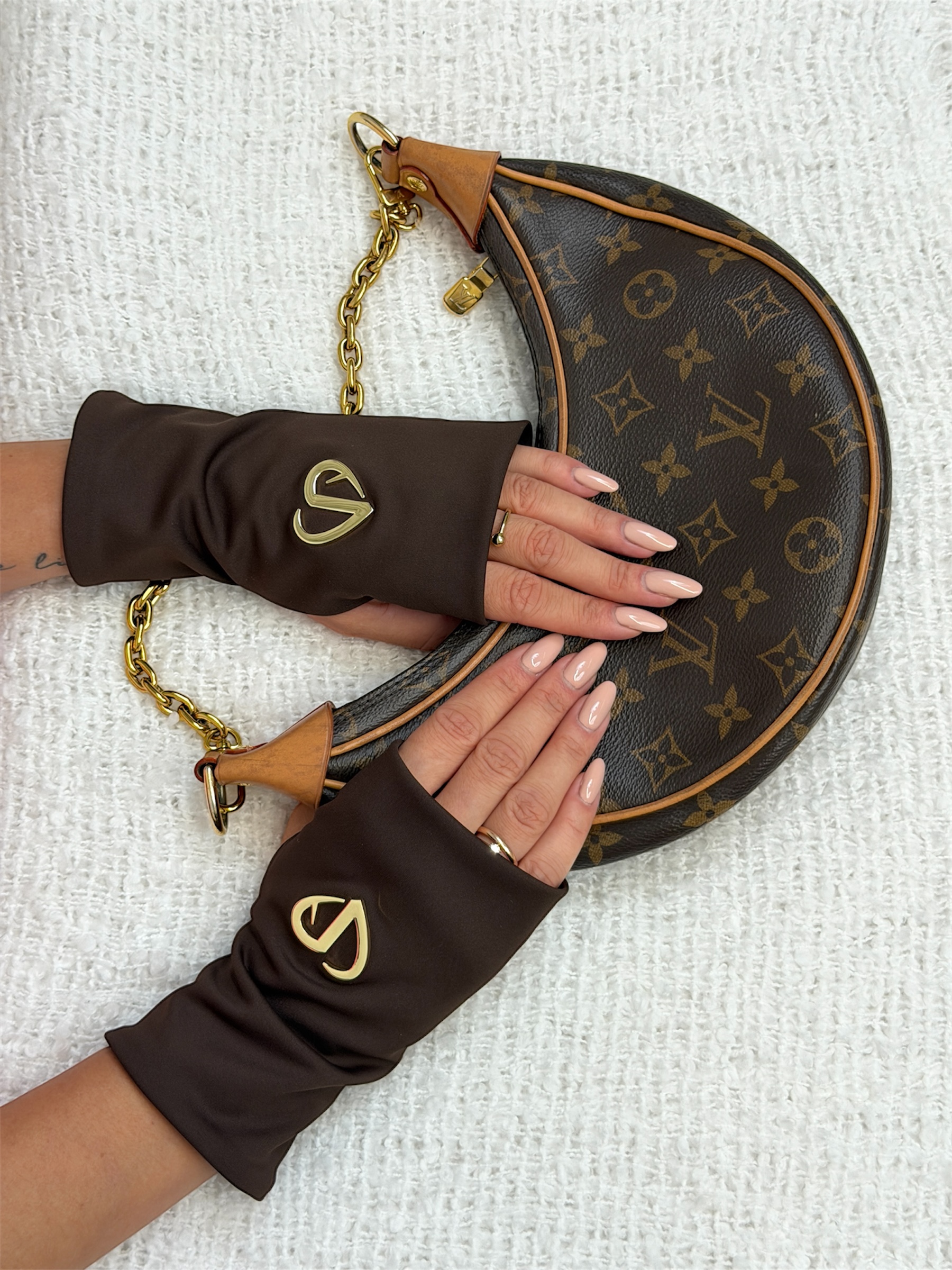 Brązowe rękawiczki Sanah - obrazek 2