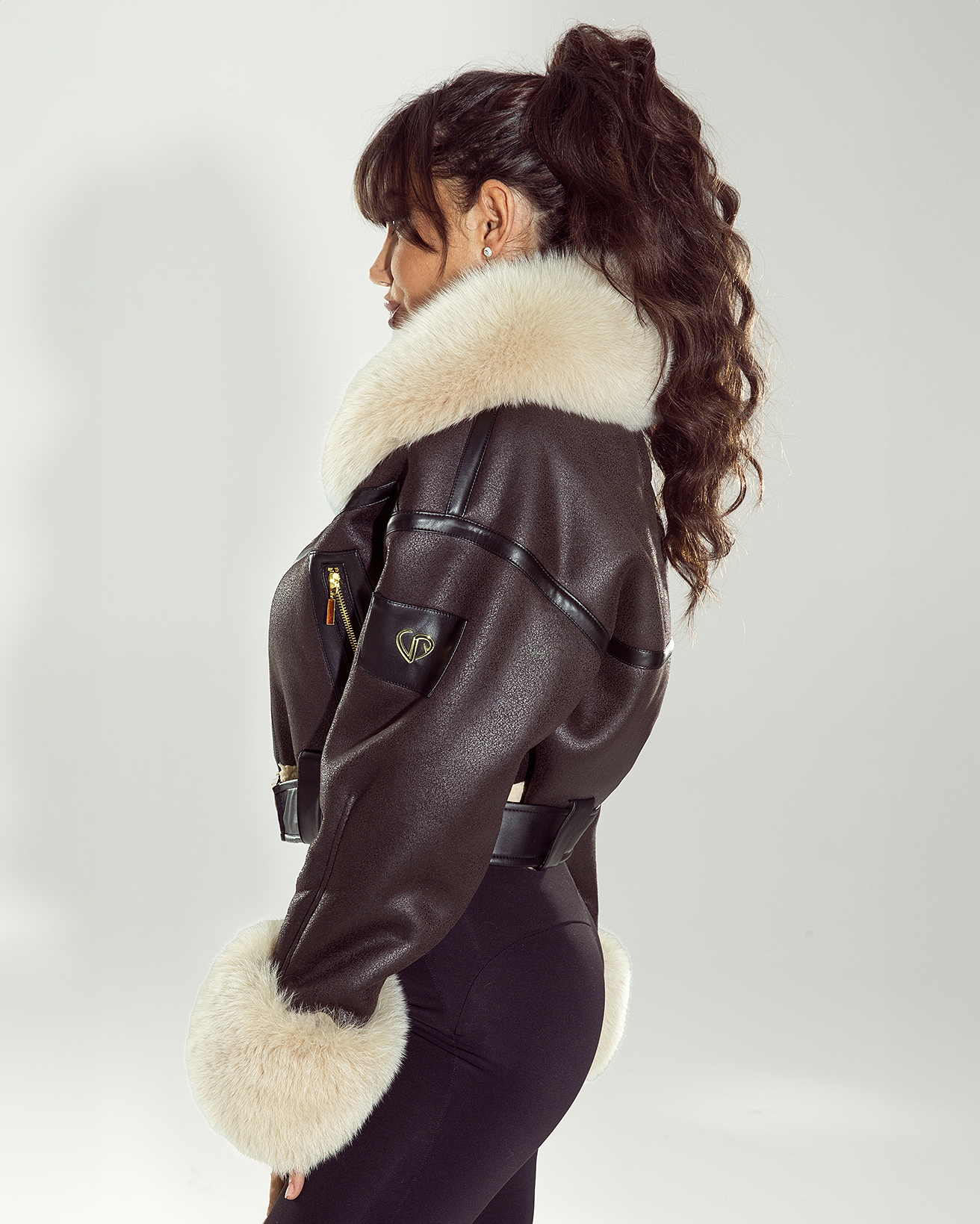 Brązowy kożuch Everest z naturalnym obszyciem z lisa - obrazek 4