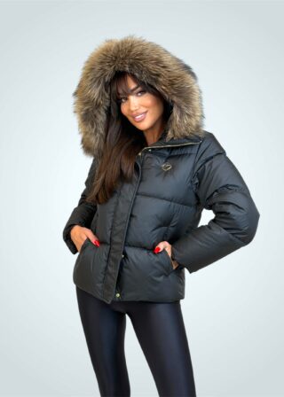 Czarna kurtka Tarissa z naturalnym obszyciem z jenota