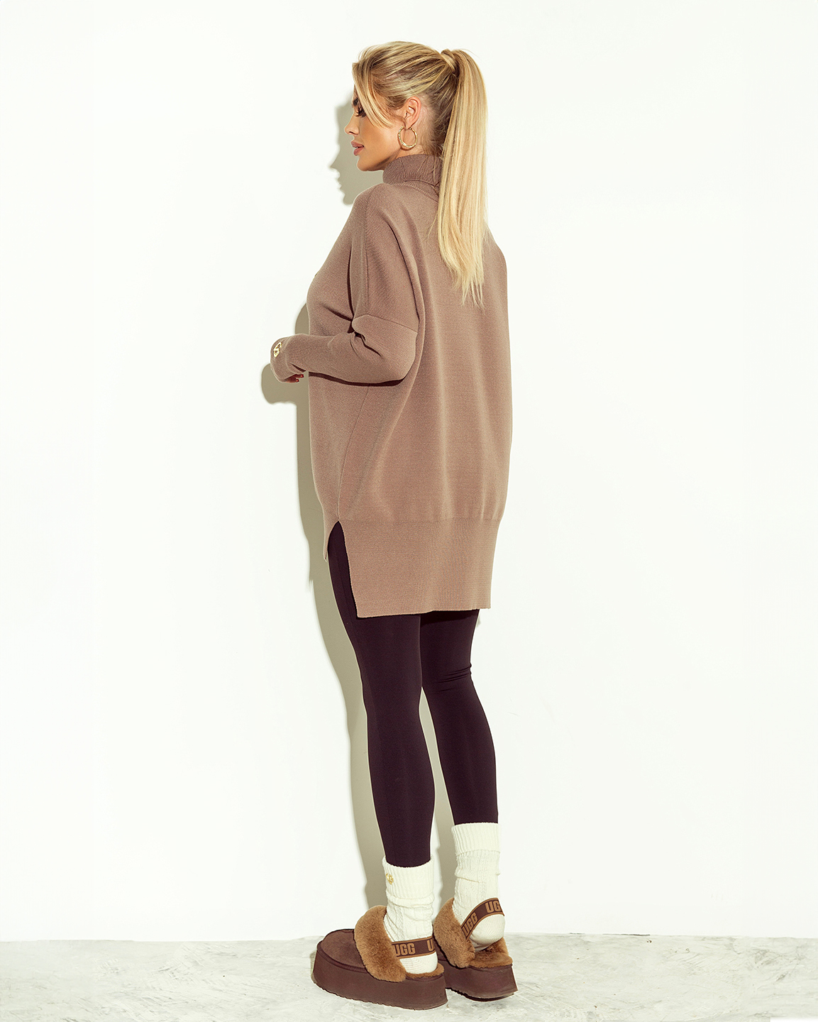Sweter Lara taupe - obrazek 4