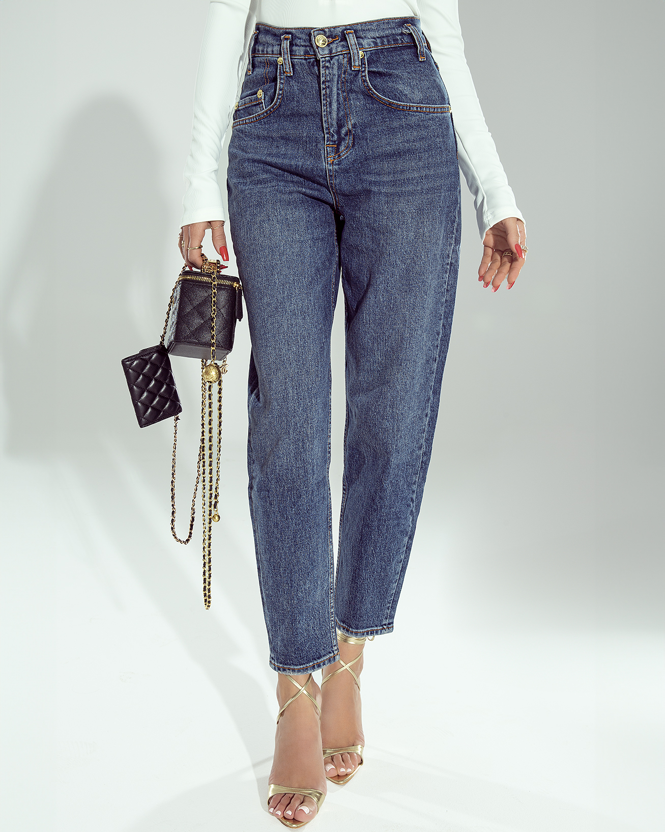 Granatowe jeansy Nina